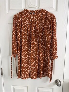 IC COLLECTION Rust Brown and White Ditsy Print Blouse